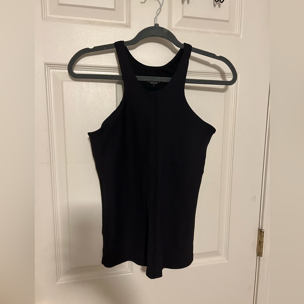 Size m/l Athleta work out top